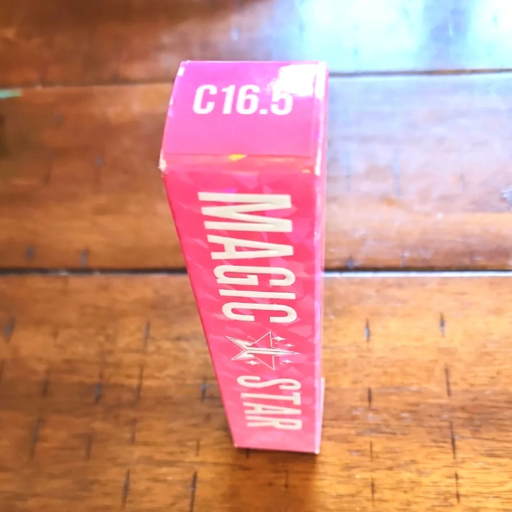 Jeffree Star Magic Star Concealer C16.5